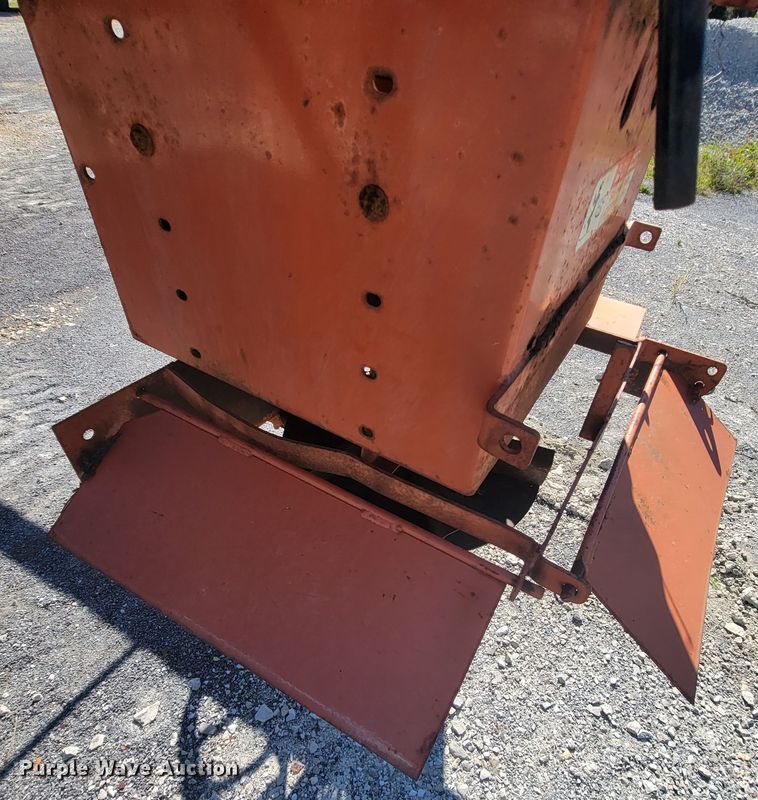 image for item KQ9241 Bonnell BV-1550-CS  salt spreader