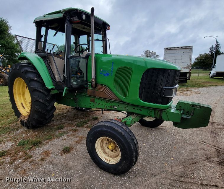 image for item KQ9254 John Deere 6615  tractor