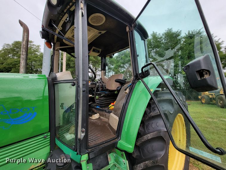 image for item KQ9254 John Deere 6615  tractor