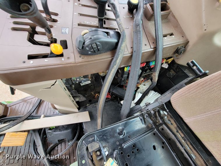 image for item KQ9254 John Deere 6615  tractor