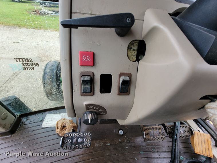 image for item KQ9254 John Deere 6615  tractor