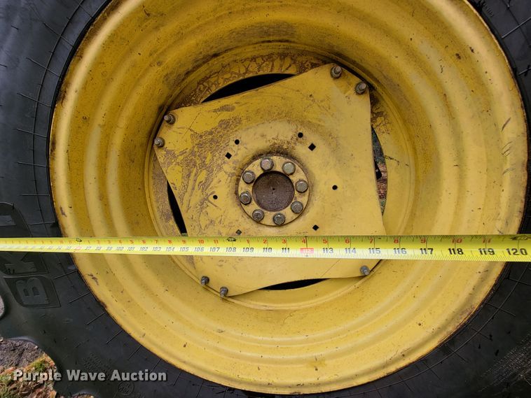 image for item KQ9254 John Deere 6615  tractor