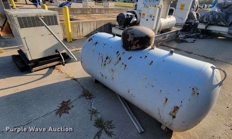 image for item KQ9321 Onan 1200  generator