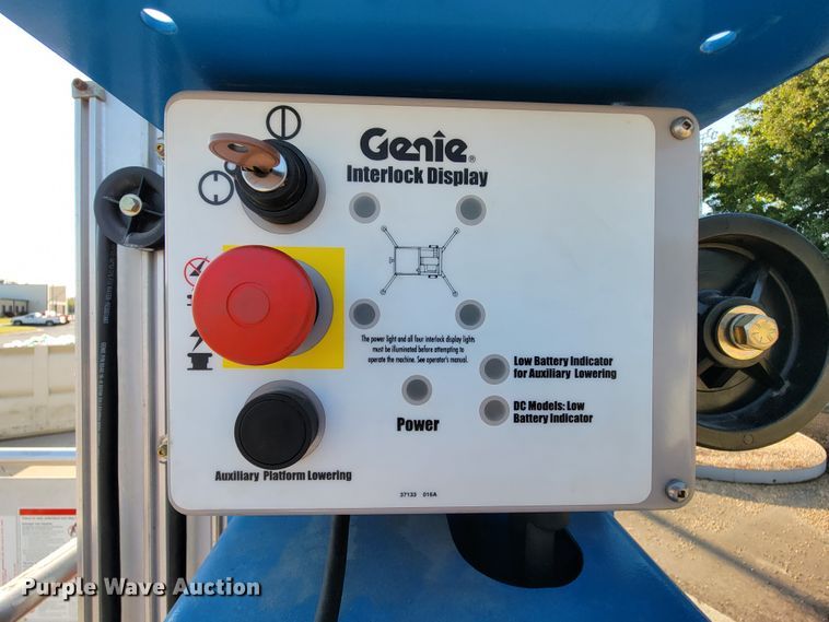 image for item KQ9324 Genie AWP-30S  vertical lift