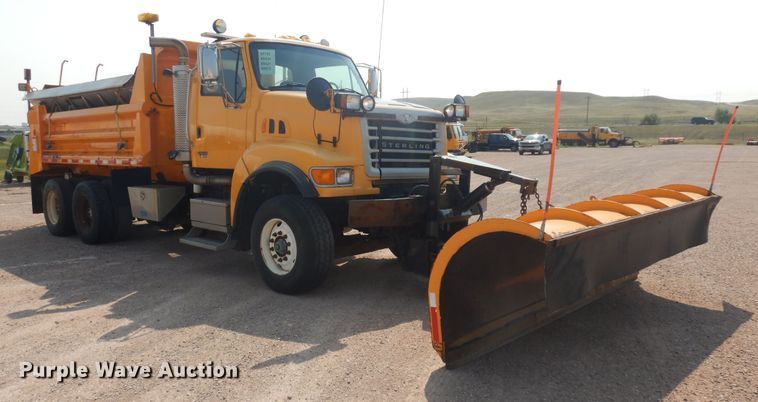 image for item KU9341 2004 Sterling LT9511  dump truck