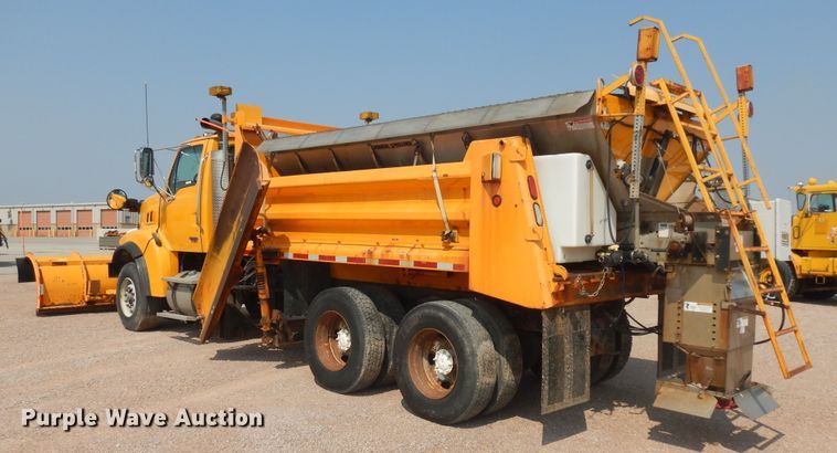 image for item KU9341 2004 Sterling LT9511  dump truck