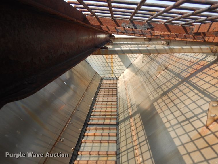 image for item KU9341 2004 Sterling LT9511  dump truck