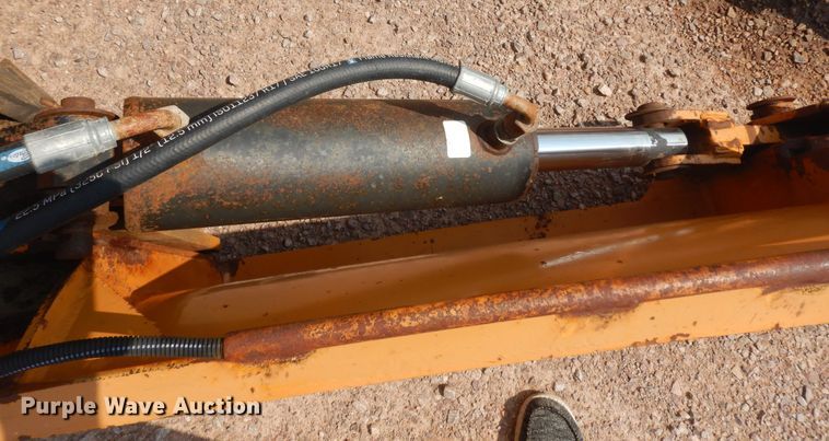 image for item KU9341 2004 Sterling LT9511  dump truck