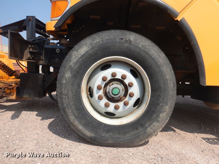 image for item KU9341 2004 Sterling LT9511  dump truck