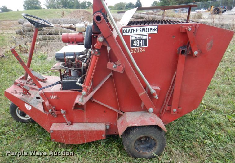 image for item KX9269 Olathe Sweeper 48HL  sweeper