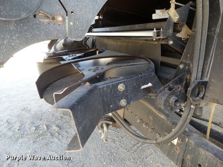 image for item DA7164 2004 New Holland CR960  combine