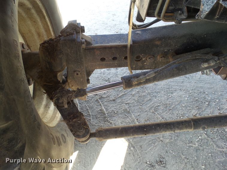 image for item DA7164 2004 New Holland CR960  combine