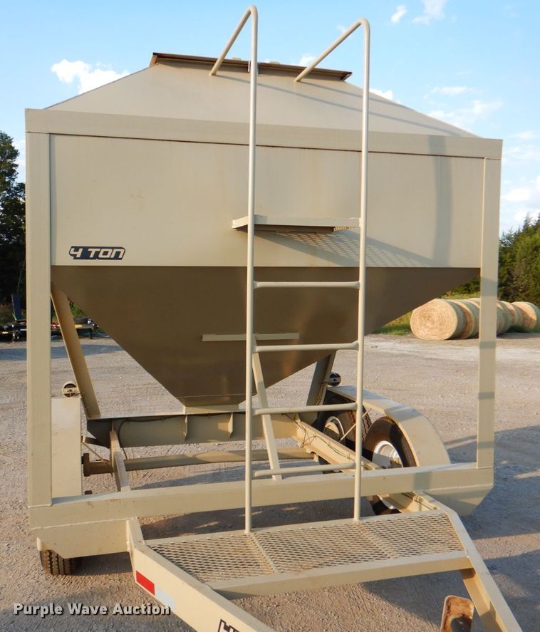 image for item DG1739 Heavybilt  feed delivery trailer