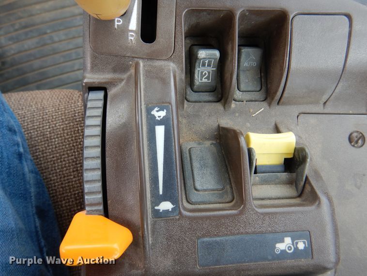 image for item DI5288 2007 John Deere 8530  MFWD tractor