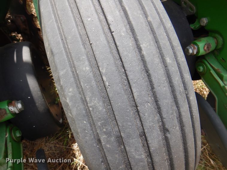 image for item DI5289 John Deere 1760 Max Emerge Plus  no-till planter