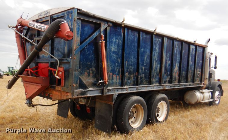 image for item DI5290 1988 International F9300  grain truck