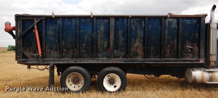image for item DI5290 1988 International F9300  grain truck