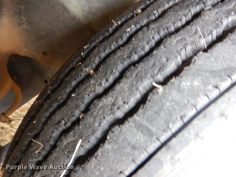 image for item DI5290 1988 International F9300  grain truck