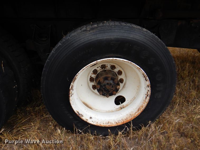 image for item DI5290 1988 International F9300  grain truck