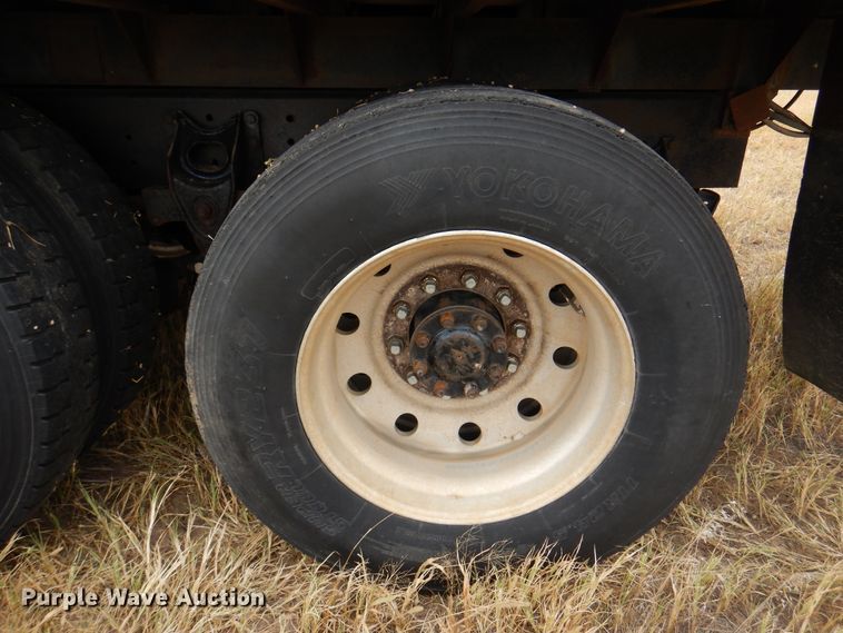 image for item DI5290 1988 International F9300  grain truck