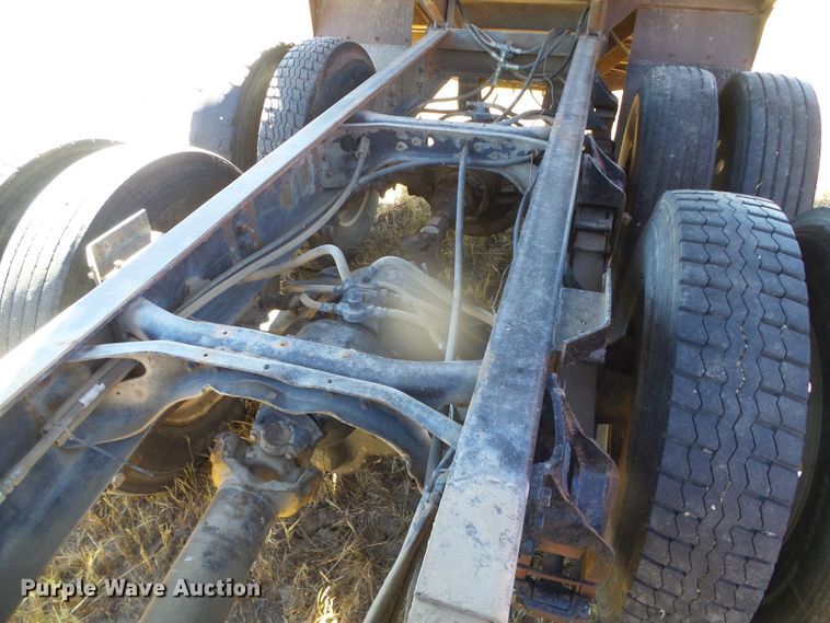 image for item DI5290 1988 International F9300  grain truck