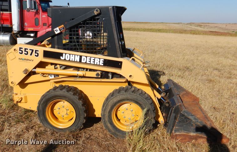 image for item DI5291 1998 John Deere 5575  skid steer loader