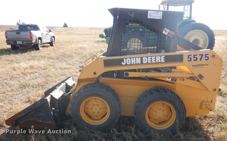 image for item DI5291 1998 John Deere 5575  skid steer loader