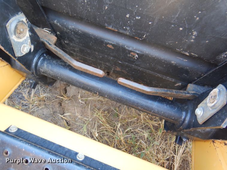 image for item DI5291 1998 John Deere 5575  skid steer loader