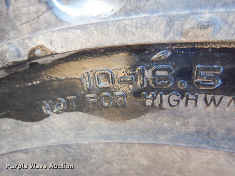 image for item DI5291 1998 John Deere 5575  skid steer loader