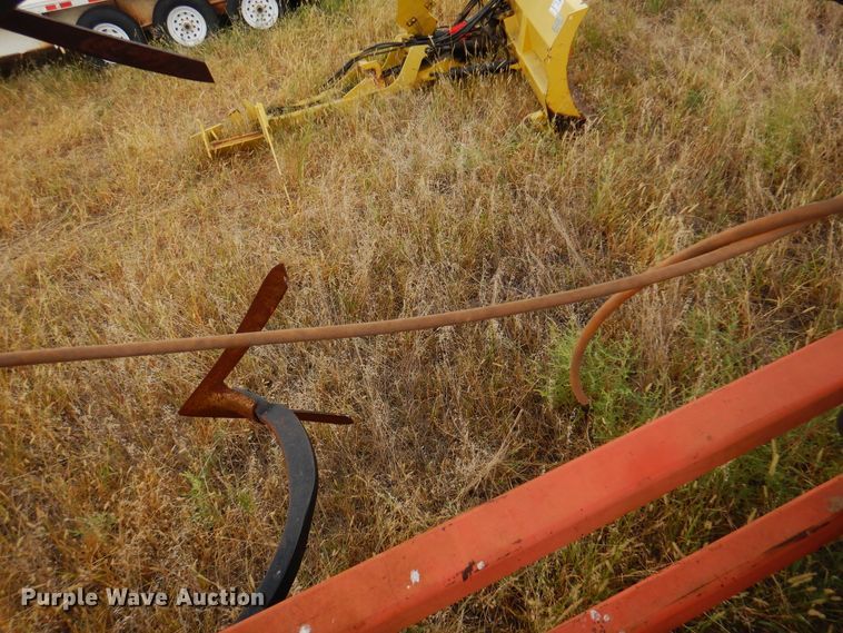 image for item DI5293 Sunflower 3160-42  field cultivator