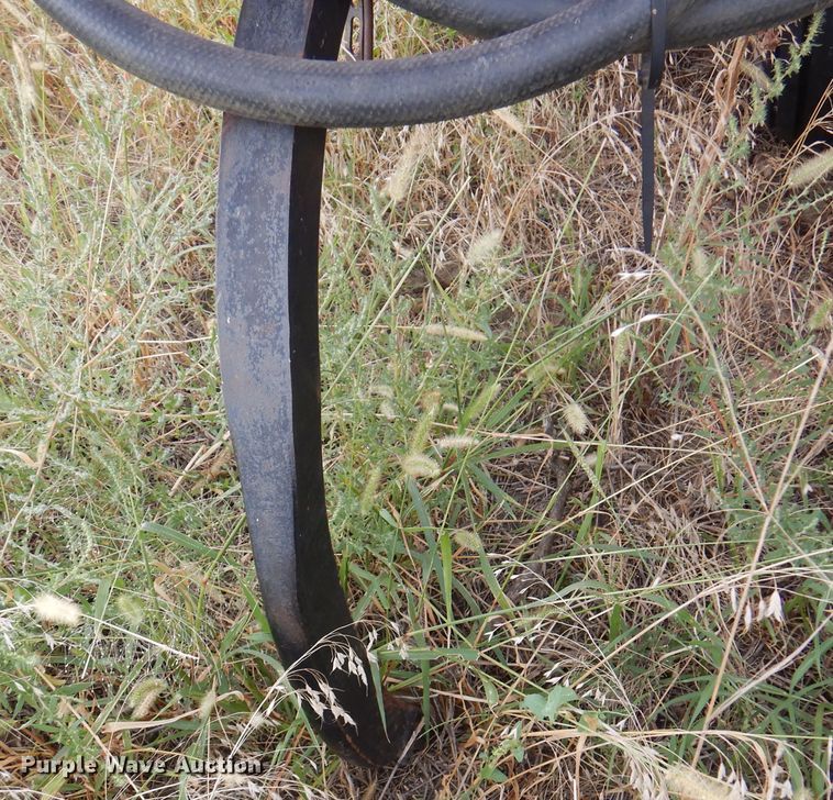 image for item DI5293 Sunflower 3160-42  field cultivator