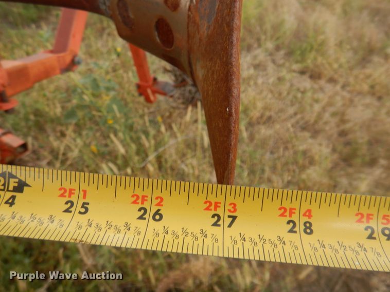 image for item DI5293 Sunflower 3160-42  field cultivator