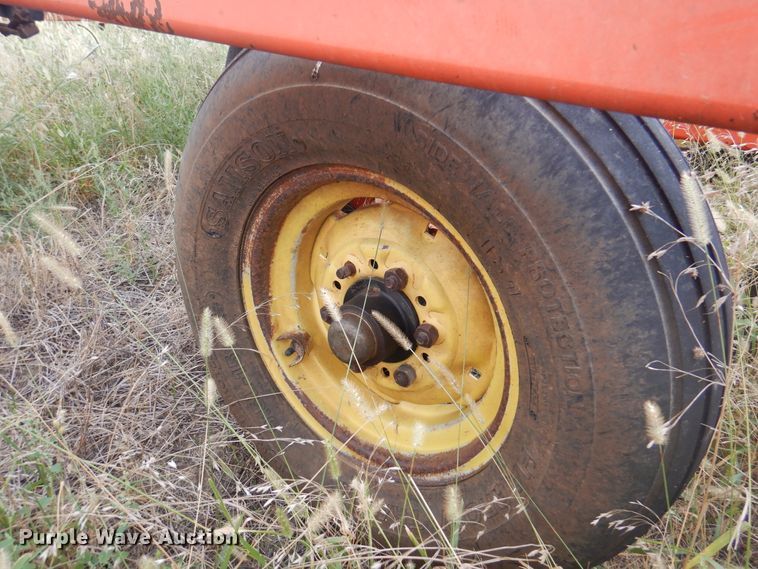 image for item DI5293 Sunflower 3160-42  field cultivator