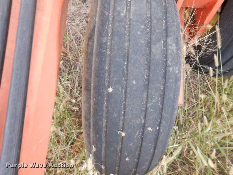 image for item DI5293 Sunflower 3160-42  field cultivator