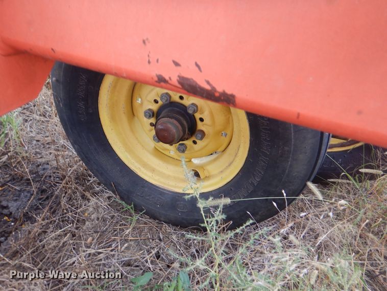 image for item DI5293 Sunflower 3160-42  field cultivator