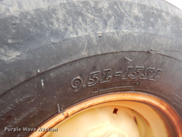 image for item DI5293 Sunflower 3160-42  field cultivator