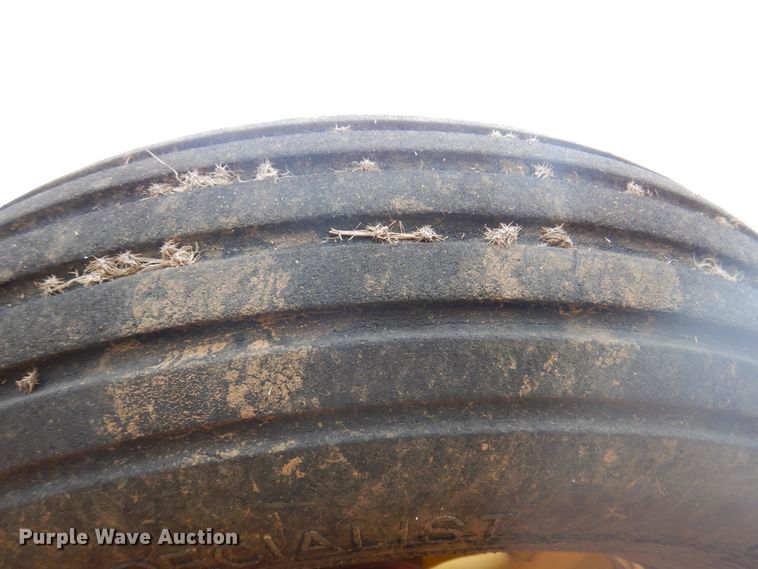 image for item DI5293 Sunflower 3160-42  field cultivator