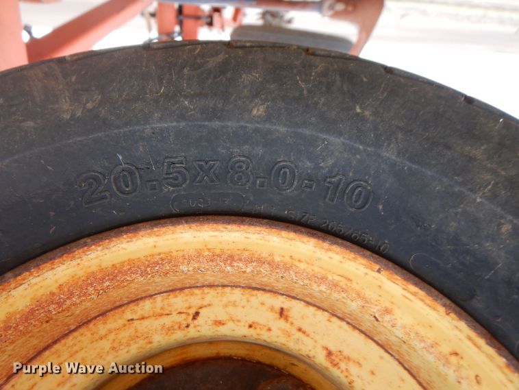 image for item DI5293 Sunflower 3160-42  field cultivator