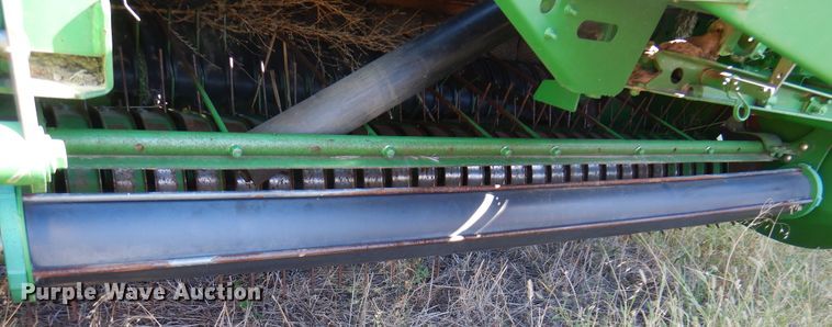 image for item DI5296 2007 John Deere 568  round baler