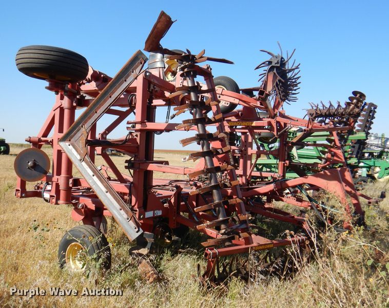 image for item DI5297 Sunflower 3372-40  sweep plow