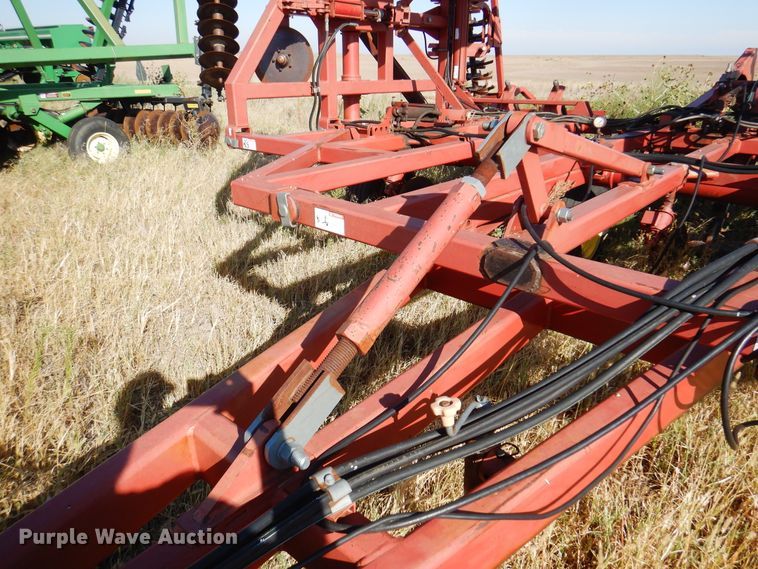 image for item DI5297 Sunflower 3372-40  sweep plow