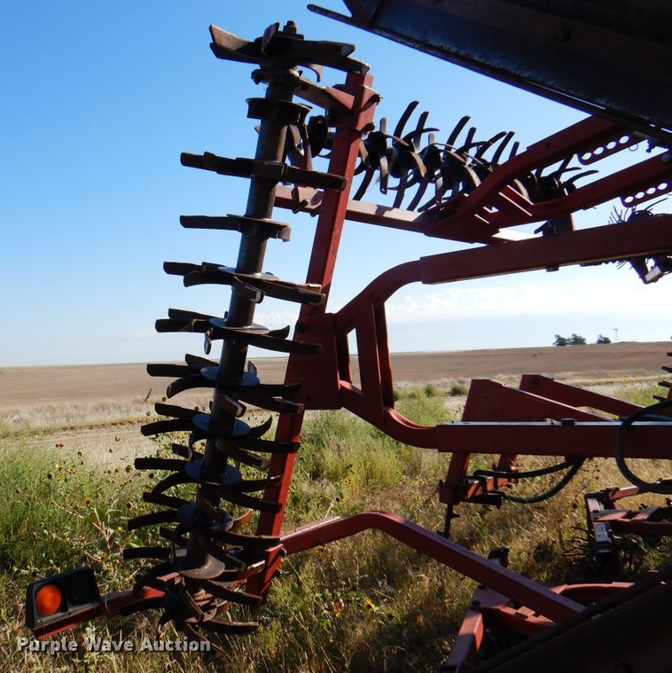 image for item DI5297 Sunflower 3372-40  sweep plow
