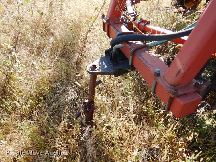 image for item DI5297 Sunflower 3372-40  sweep plow