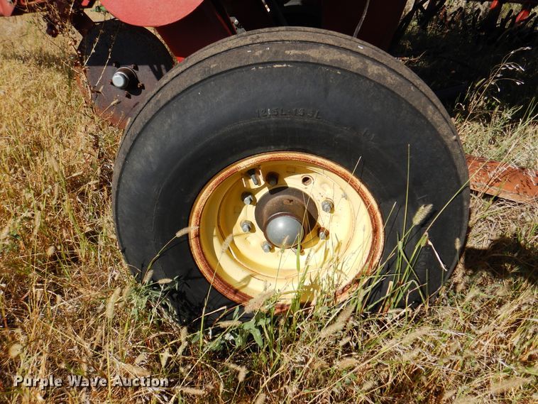 image for item DI5297 Sunflower 3372-40  sweep plow