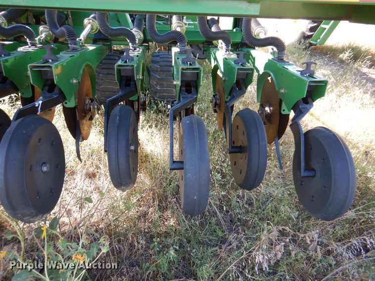 image for item DI5298 Great Plains 3S-4000HD-4810  grain drill