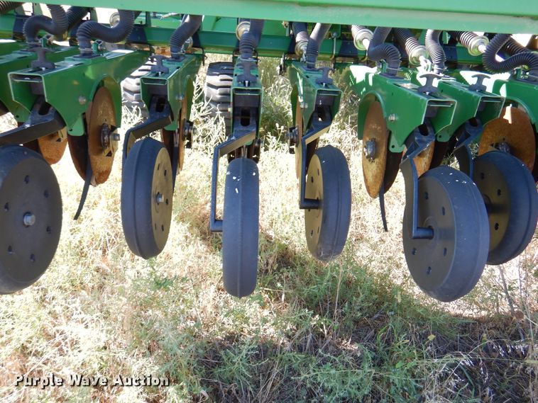 image for item DI5298 Great Plains 3S-4000HD-4810  grain drill