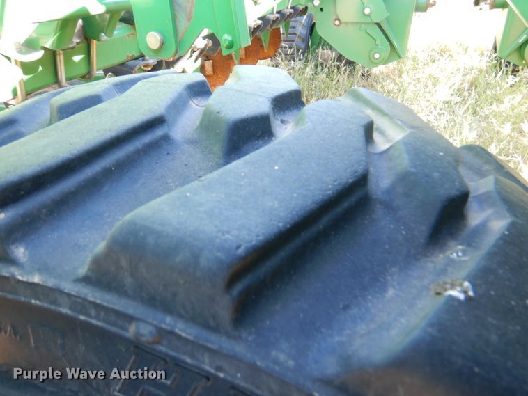 image for item DI5298 Great Plains 3S-4000HD-4810  grain drill