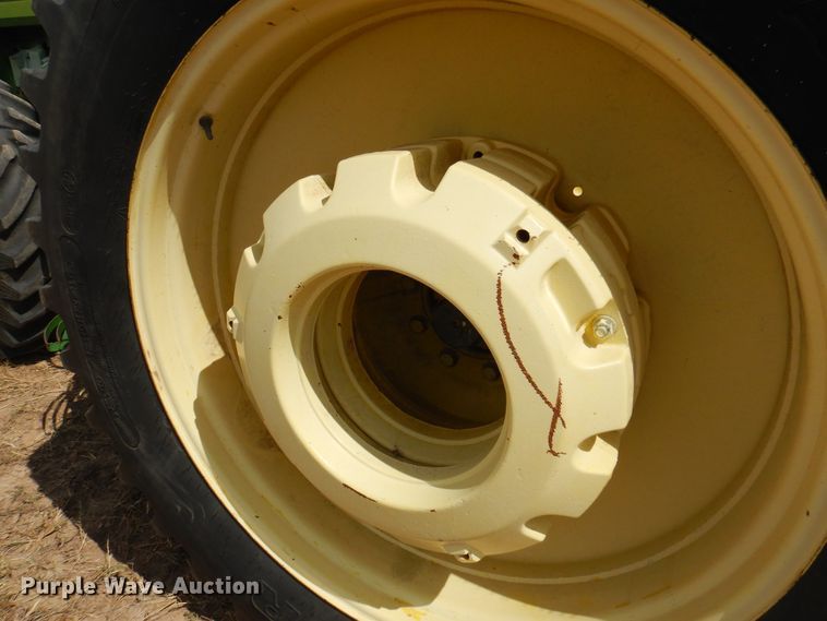 image for item DI5299 1995 John Deere 8400  MFWD tractor