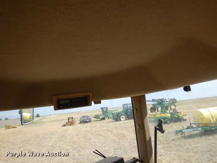 image for item DI5299 1995 John Deere 8400  MFWD tractor