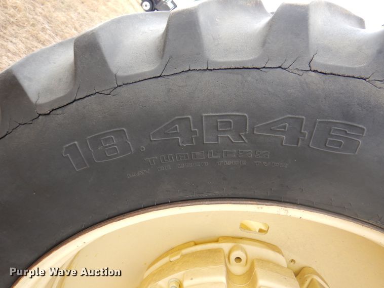 image for item DI5299 1995 John Deere 8400  MFWD tractor